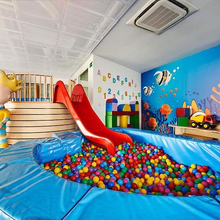 Vacationclub - Olympic Park Apartament A106 Kolobrzeg Bagian luar foto